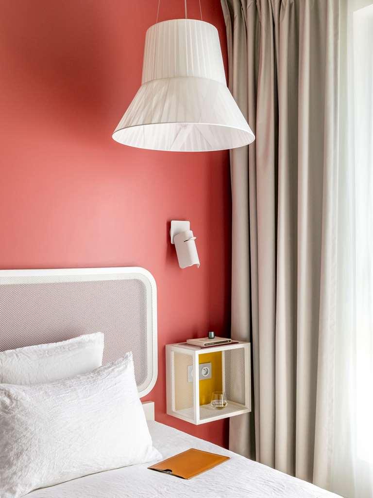 Okko Hotels Paris La Defense Nanterre Værelse billede
