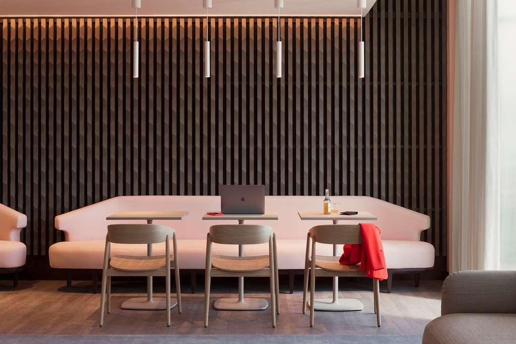 Okko Hotels Paris La Defense Nanterre Restaurant billede