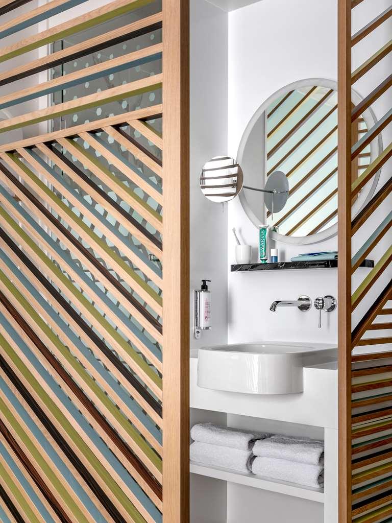 Okko Hotels Paris La Defense Nanterre Værelse billede